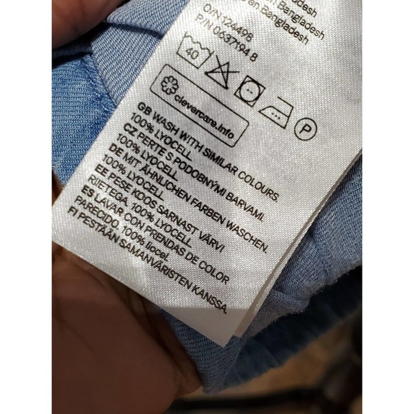 Divided Women Blue Floral 100% Lyocell Off The Shoulder Casual Top Blouse Size 2 - Picture 10 of 12